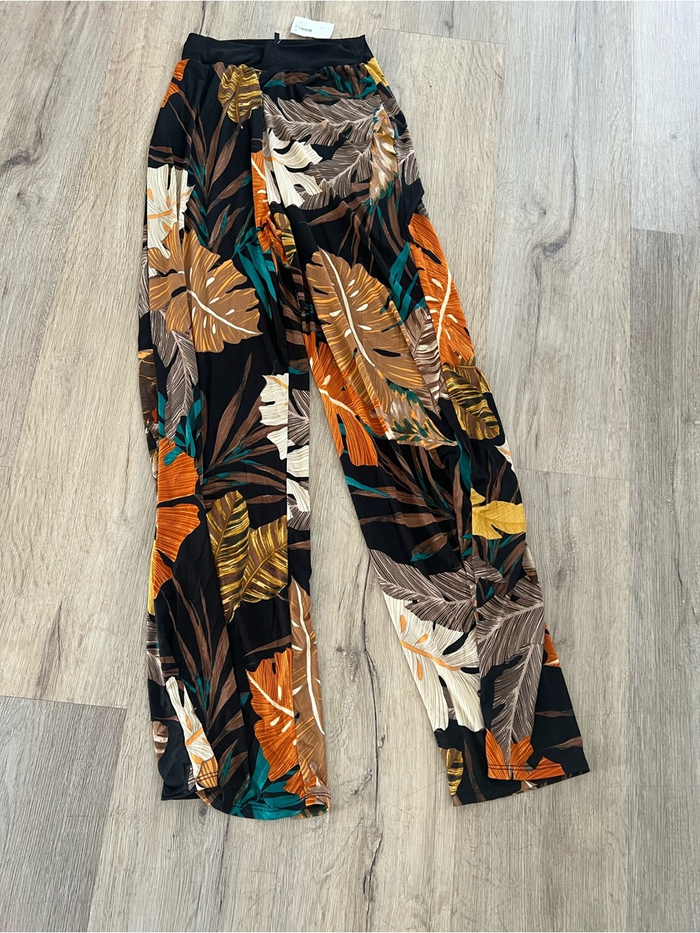 Fashion Nova Black Tropical Wide-Leg Pants with Orange & Teal Leaf Print